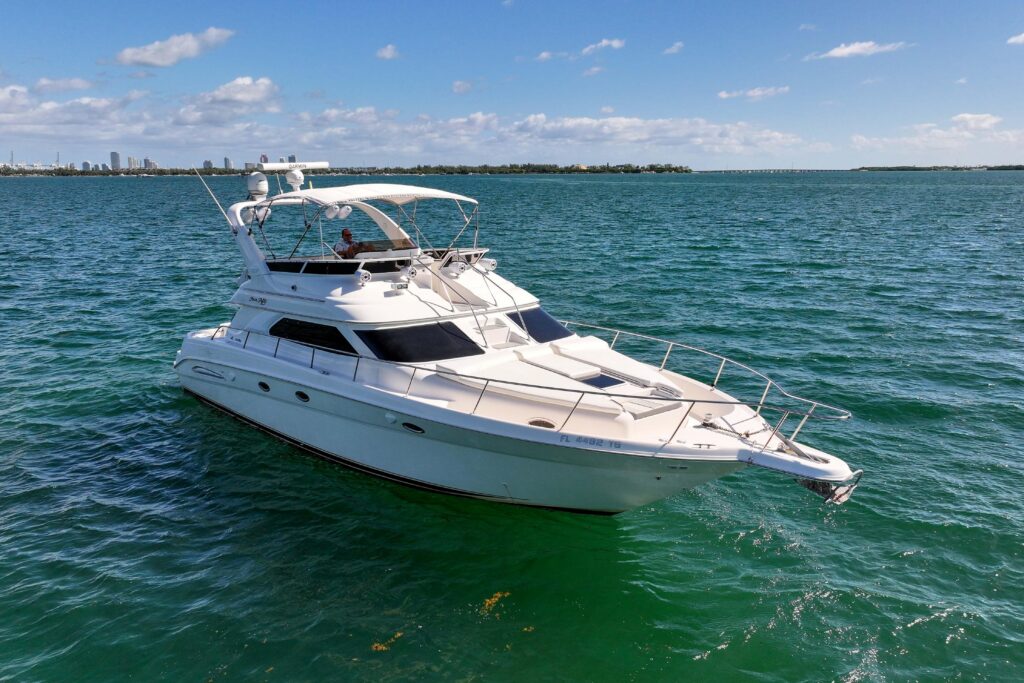 2000 Sea Ray 450 Express Bridge