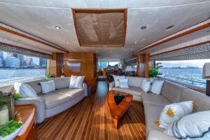 2003 Sunseeker 82 Yacht
