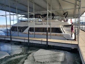2000 Bluewater Yachts 5200 Millenium for sale - photo 2