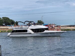 2000 Bluewater Yachts 5200 Millenium for sale - photo 4