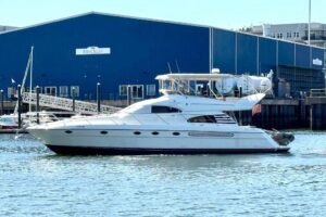 2000 Fairline Squadron 55 for sale