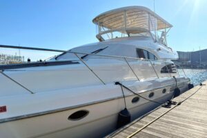 2000 Fairline Squadron 55 for sale - photo 3