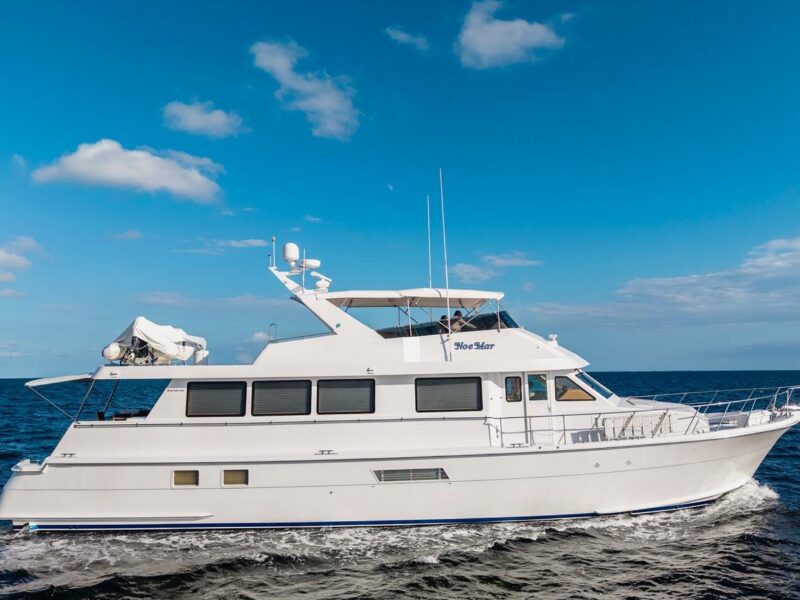2000 Hatteras 74 Cockpit Motor Yacht