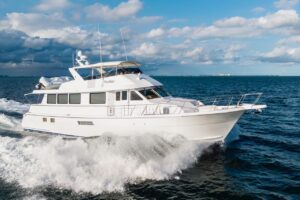 2000 Hatteras 74 Cockpit Motor Yacht for sale - photo 5