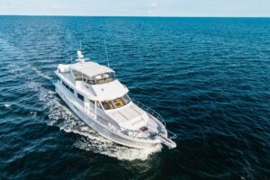 2000 Hatteras 74 Cockpit Motor Yacht for sale - photo 8