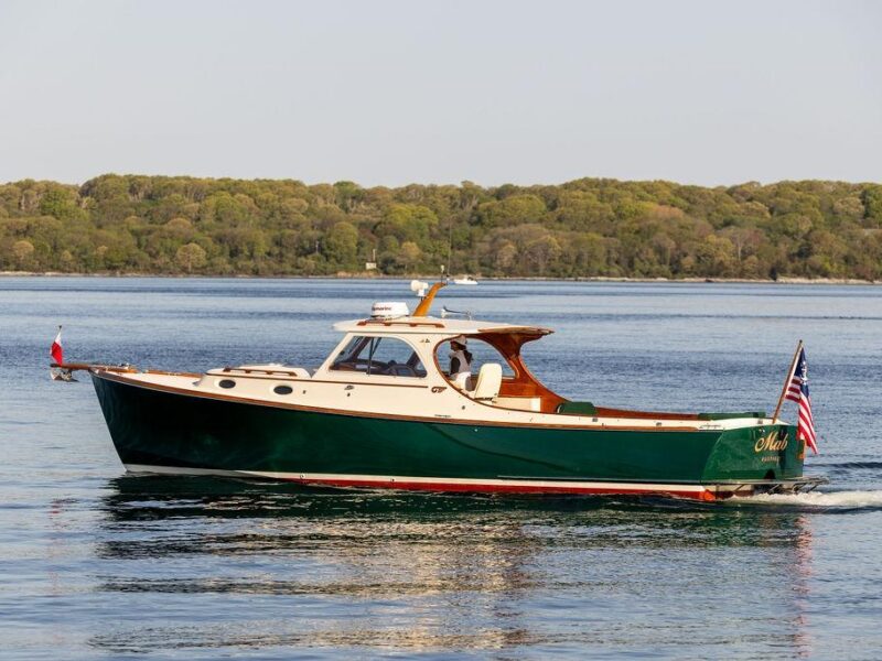2000 Hinckley Picnic Boat 36 Classic
