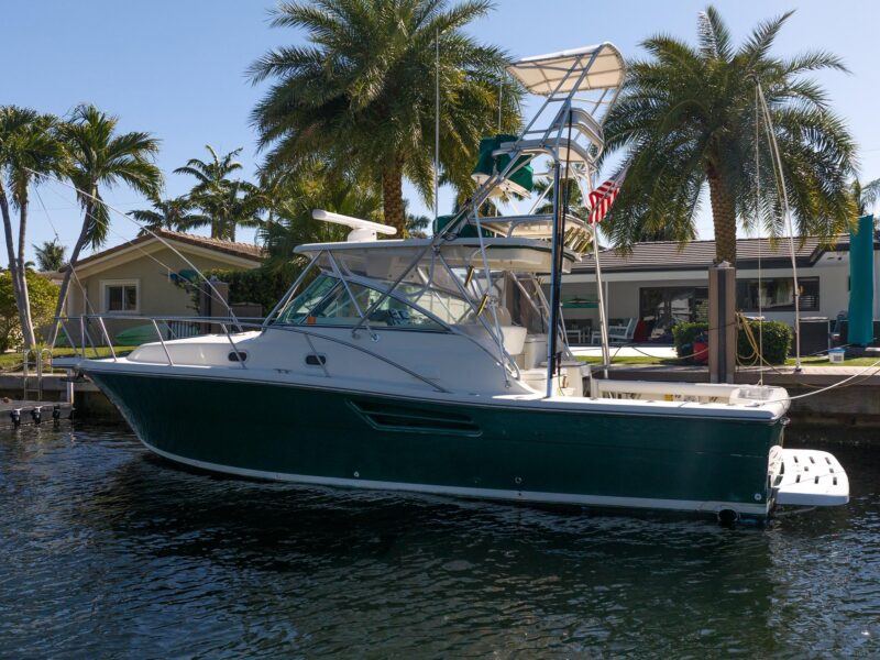 2000 Pursuit 3400 Express