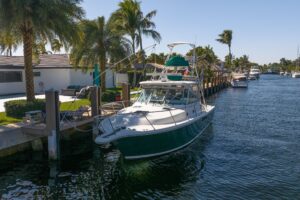 2000 Pursuit 3400 Express for sale - photo 3