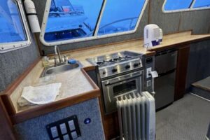 2000 SeaSport Pacific 3200 for sale - photo 7