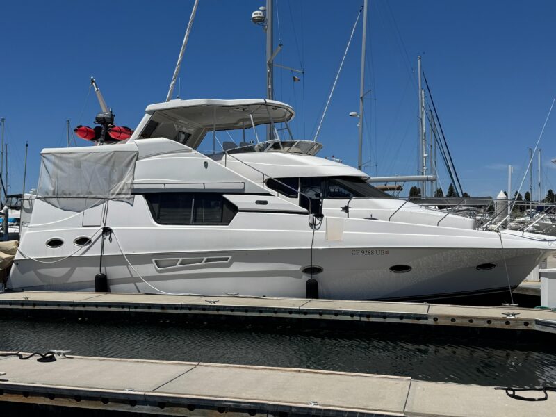 2000 Silverton 453 Motor Yacht
