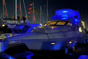 2000 Silverton 453 Motor Yacht for sale - photo 4