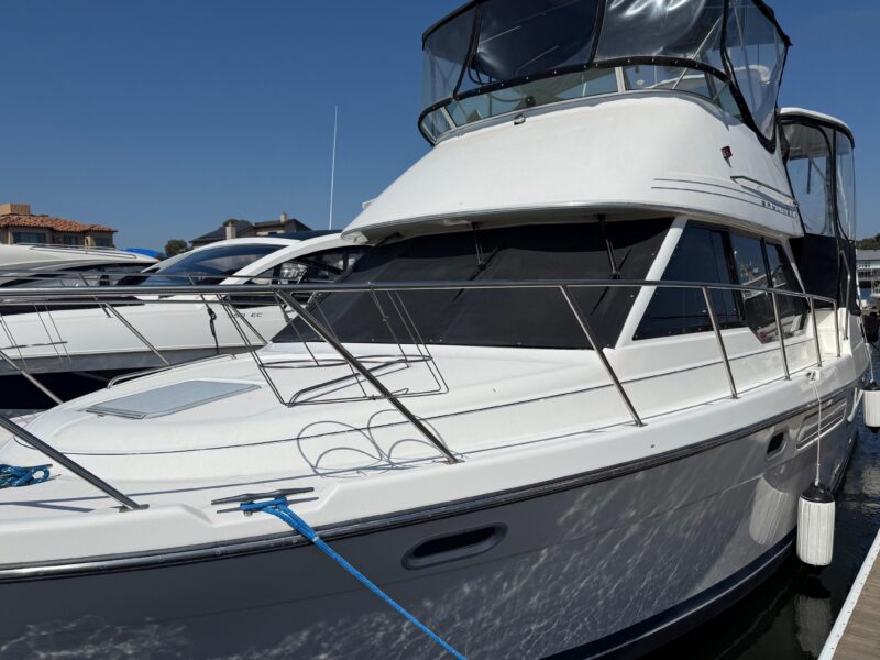 2001 Bayliner 4087 Aft Cabin Motoryacht