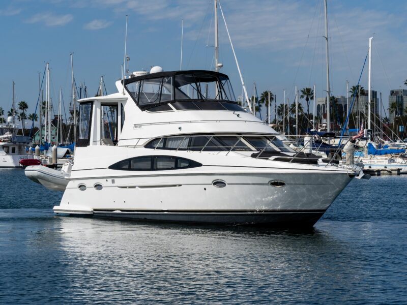 2001 Carver 396 Motor Yacht