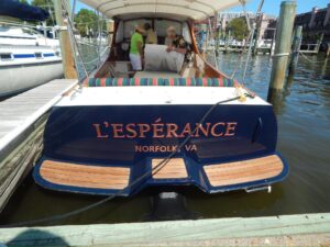 2001 Hinckley Picnic Boat 36 Classic for sale - photo 3
