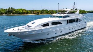 2001 Intermarine Raised Pilothouse for sale - photo 3