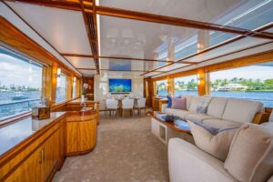 2001 Intermarine Raised Pilothouse for sale - photo 6