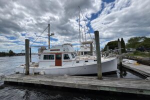 2001 Lowell 40 for sale - photo 6