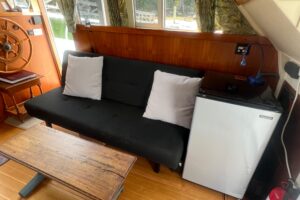 2001 Mainship 390 Trawler for sale - photo 3