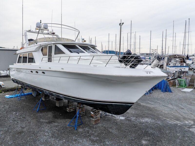 2001 Navigator Pilothouse