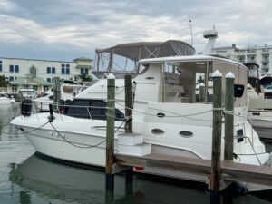 2001 Sea Ray 380 Aft Cabin for sale - photo 5