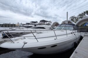 2001 Sea Ray 380 Sundancer for sale - photo 2