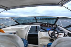 2001 Sunseeker 44 Camargue for sale - photo 4