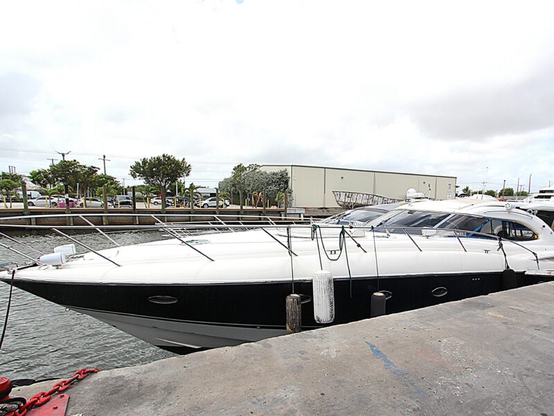 2001 Sunseeker Predator 56