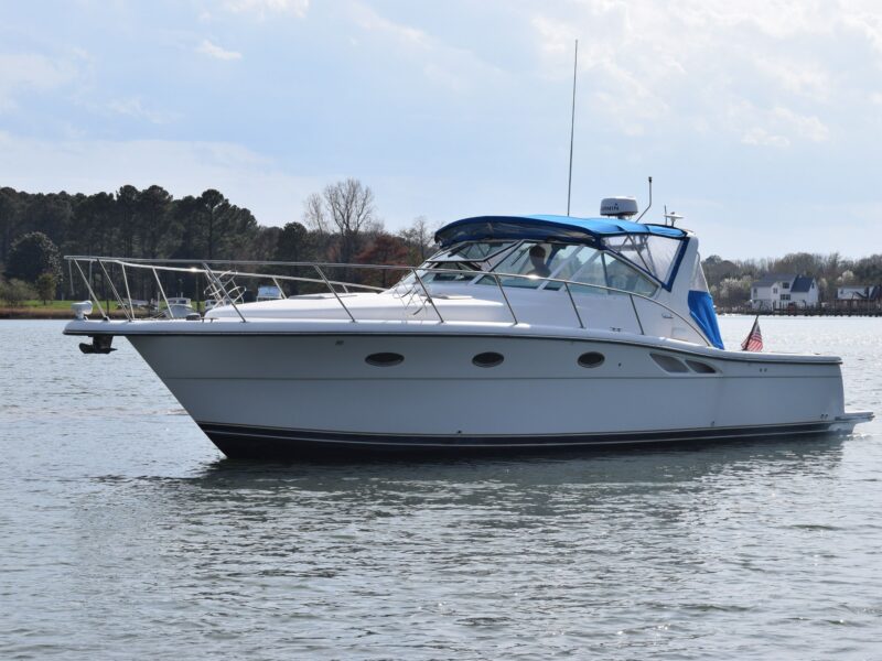 2001 Tiara Yachts 3500 Open