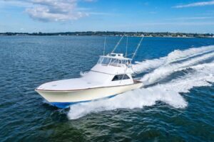 2001 Viking 61 for sale - photo 3