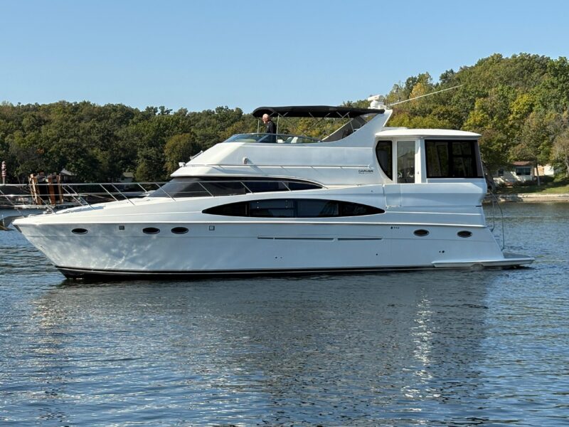 2002 Carver 506 Motor Yacht