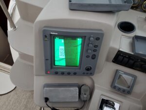 2002 Cruisers Yachts 4270 Express for sale - photo 6