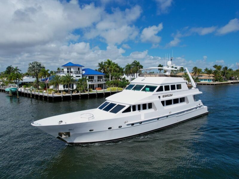 2002 President 100 Motor Yacht