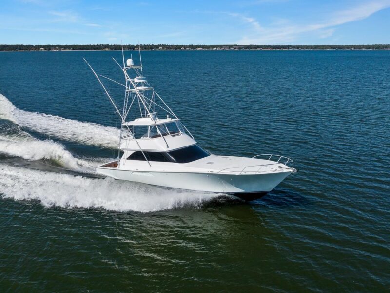 2002 Viking 61 Convertible