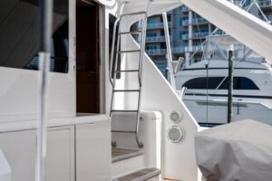 2002 Viking 61 Convertible for sale - photo 8