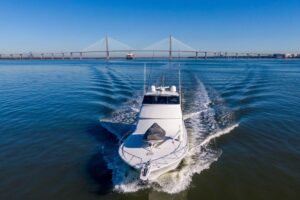 2002 Viking 65 Enclosed Bridge for sale - photo 3
