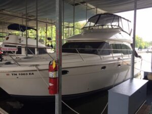 2003 Meridian 411 Sedan for sale - photo 3