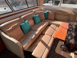 2003 Meridian 490 Pilothouse for sale - photo 6