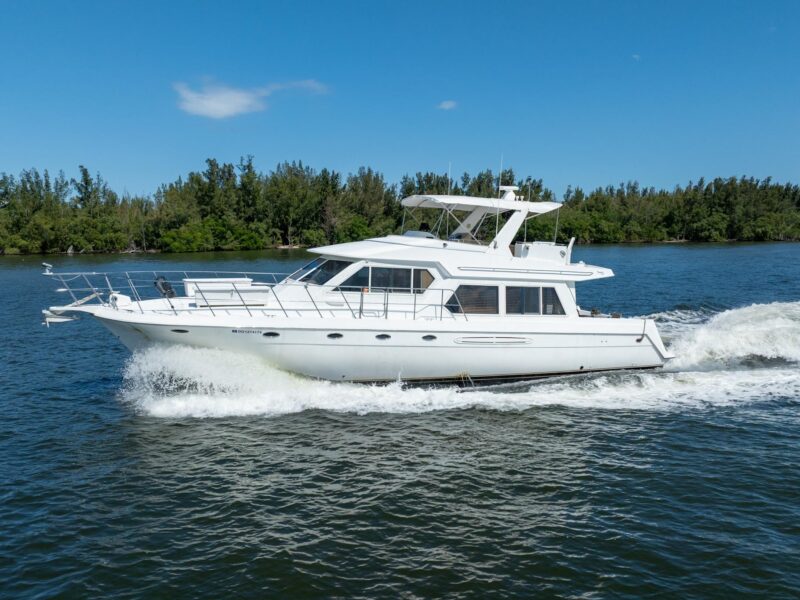 2003 Navigator 5700