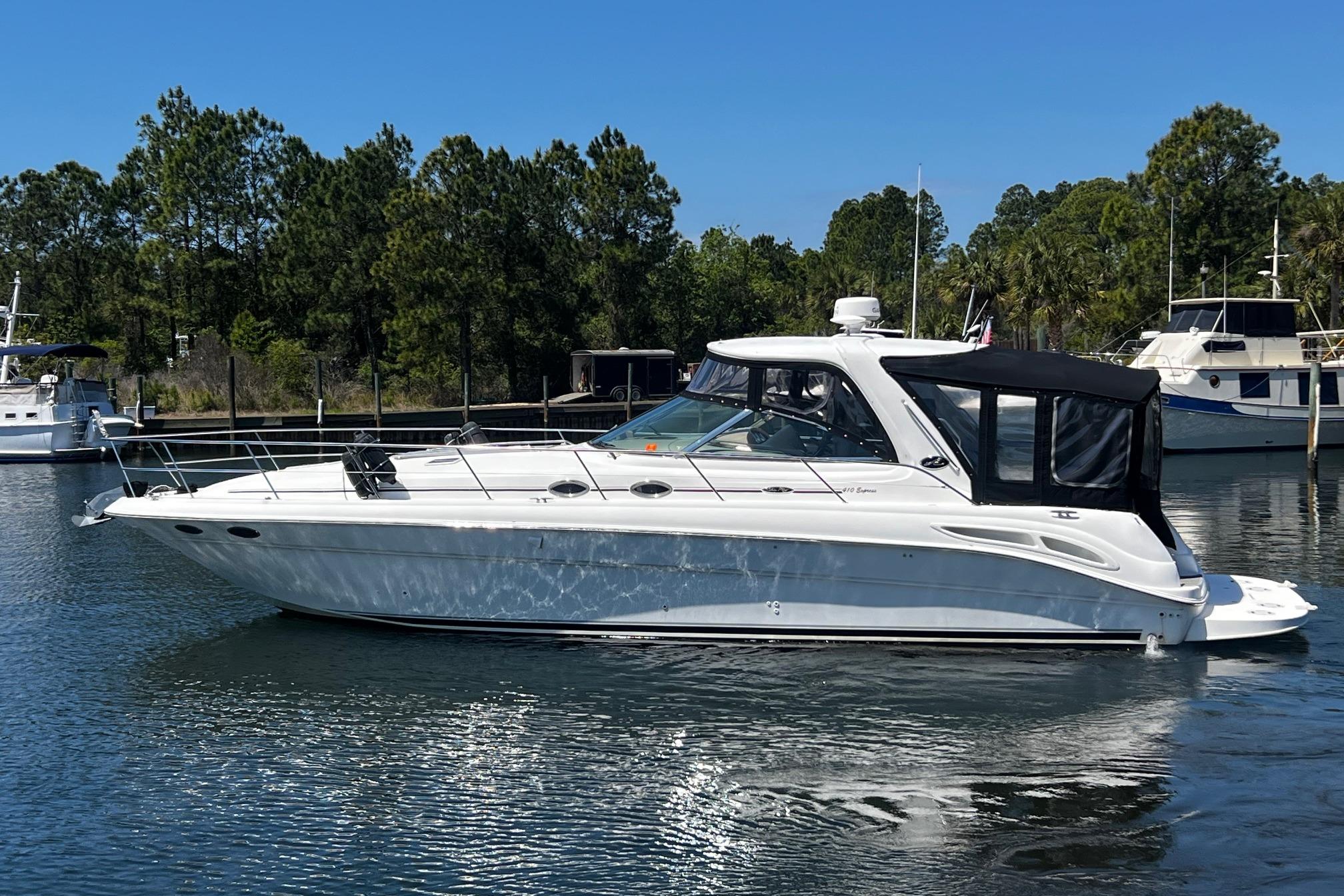 2003 Sea Ray 410 Express Cruiser for sale