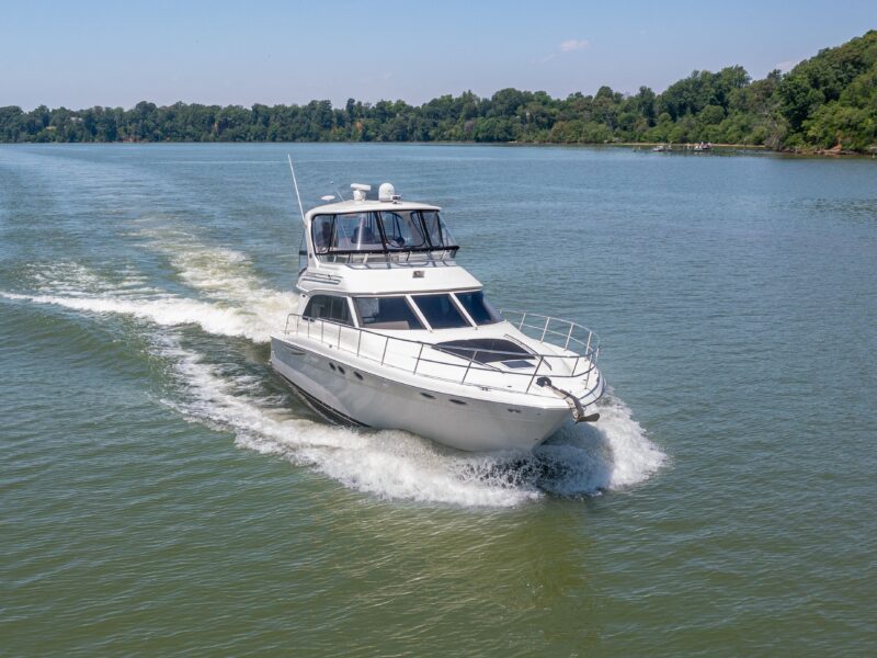 2003 Sea Ray 480 Sedan Bridge