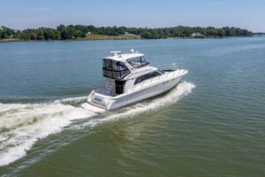 2003 Sea Ray 480 Sedan Bridge for sale - photo 3