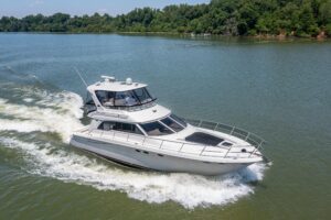 2003 Sea Ray 480 Sedan Bridge for sale - photo 4