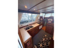 2003 SeaSport Pacific 3200 for sale - photo 5