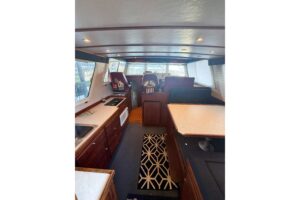 2003 SeaSport Pacific 3200 for sale - photo 6