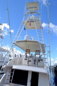 2004 Bertram 570 Convertible for sale - photo 6