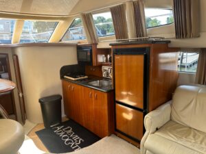 2004 Carver 420 Mariner for sale - photo 6