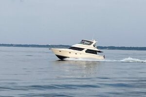 2004 Carver 460 Voyager for sale