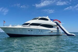 2004 Lazzara SC Motor Yacht for sale