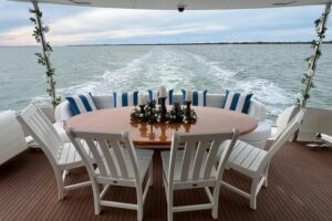 2004 Lazzara SC Motor Yacht for sale - photo 7