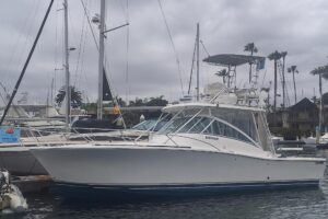 2004 Luhrs 38 Open for sale